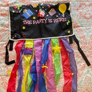 Mailbox Cover: Party time